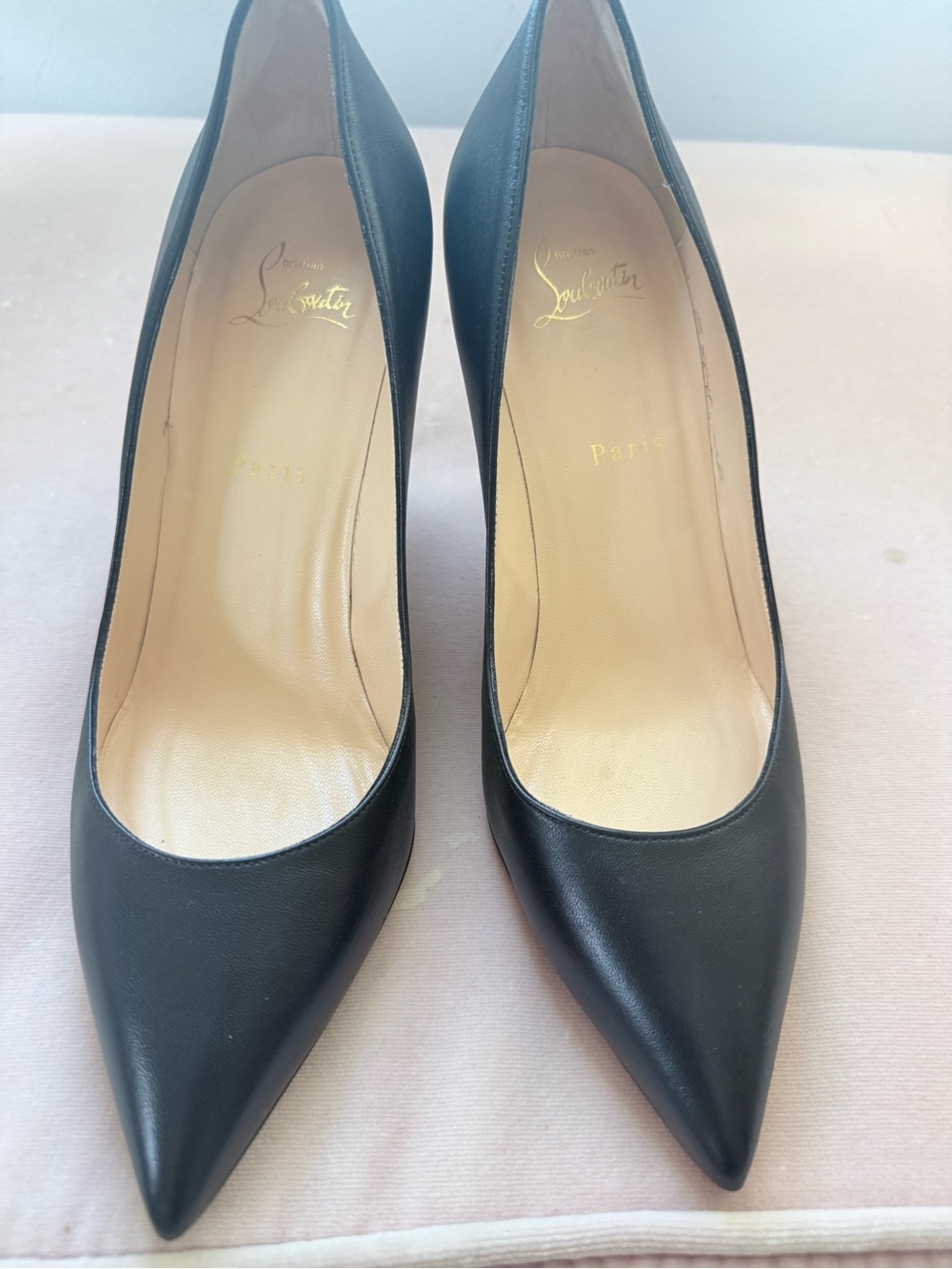 Christian Louboutin Black Pointed-Toe Leather Pumps Sz 40.5